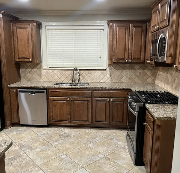 2042 Bermuda St — Photo 2