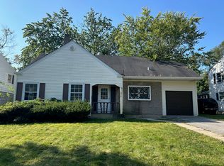 1319 Evergreen Rd, Homewood, IL 60430