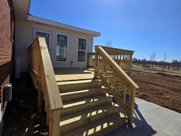 20 Rosa Spring Rd, Johnston, SC 29832