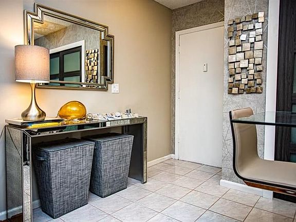 4th image of 2201 NE 66th St APT 1303