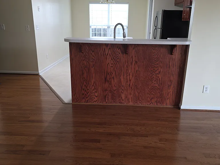 907 Hopkins St — Photo 13