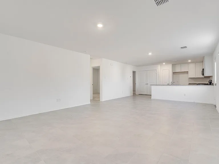 3605 Flicker Ln — Photo 11