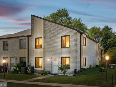 5200 Hilltop Dr APT J18, Brookhaven, PA, 19015