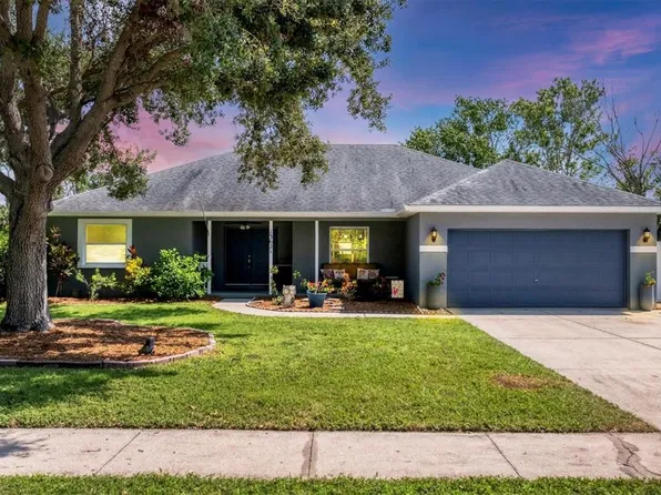 13621 3rd Ave NE, Bradenton, FL 34212