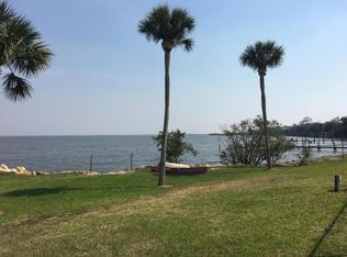 5013 Riveredge Dr, Titusville, FL 32780