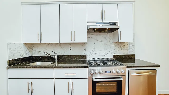 Rented by Terra Magia Inc | media 27