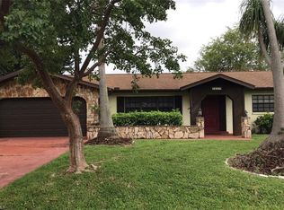 2627 SE 26th Pl, Cape Coral, FL 33904