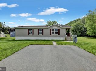 51 Heather Ln, Mohrsville, PA 19541