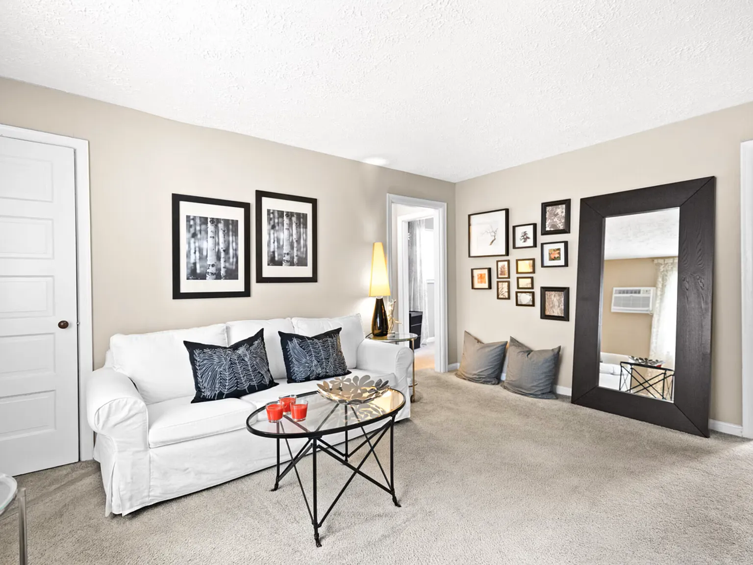 Sycamore Square Apartments — Photo 2