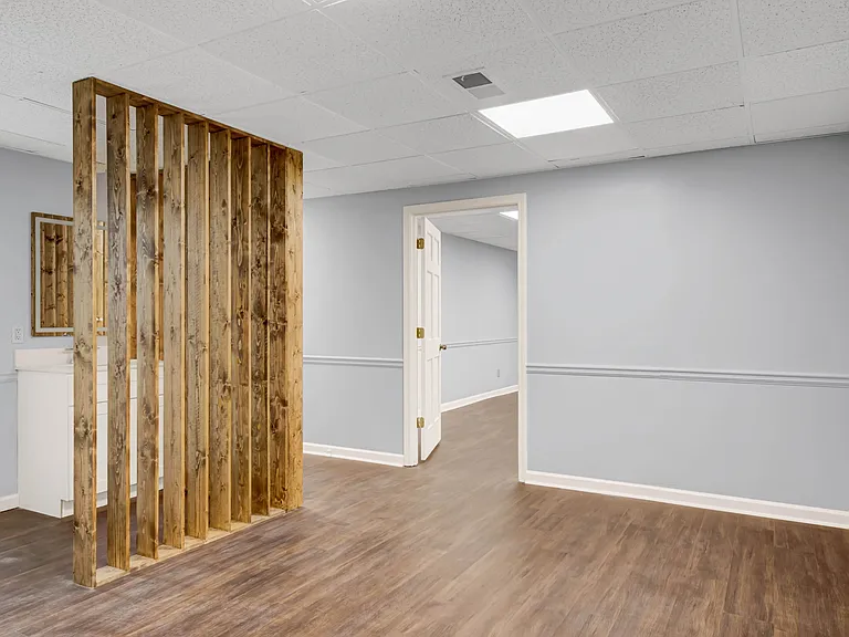 8870 Glen Ferry Dr — Photo 10