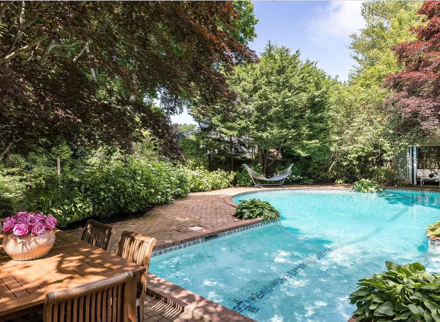 Private Southampton Retreat | Near Coopers Beach | South of Hwy — Photo 4