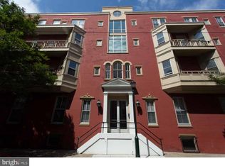 1100 Spruce St #1R, Philadelphia, PA 19107