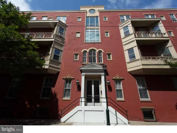 1100 Spruce St #2R, Philadelphia, PA 19107