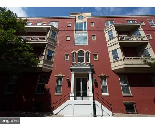 1100 Spruce St Photo 1