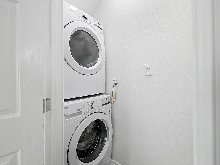 535 Wilson Ave #A — Photo 15