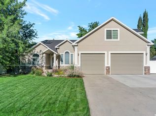 9493 N 3940 W, Cedar Hills, UT 84062