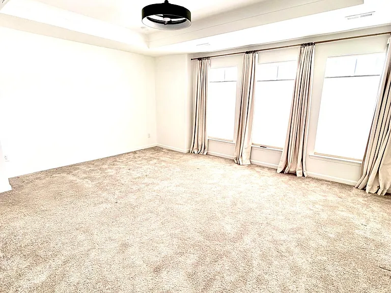 10312 Guardian Dr — Photo 6