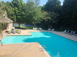 6706 Great Water Dr, Flowery Branch, GA 30542
