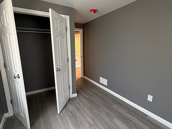5th image of 547 Eastlawn Ave