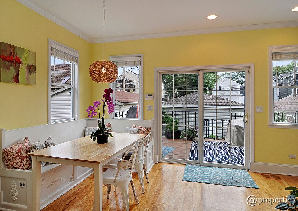 Kitchen / Breakfast Room