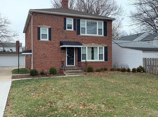 2264 Westmoor Rd, Rocky River, OH 44116