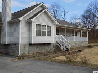 3333 Oma Lee Dr, Sevierville, TN 37876
