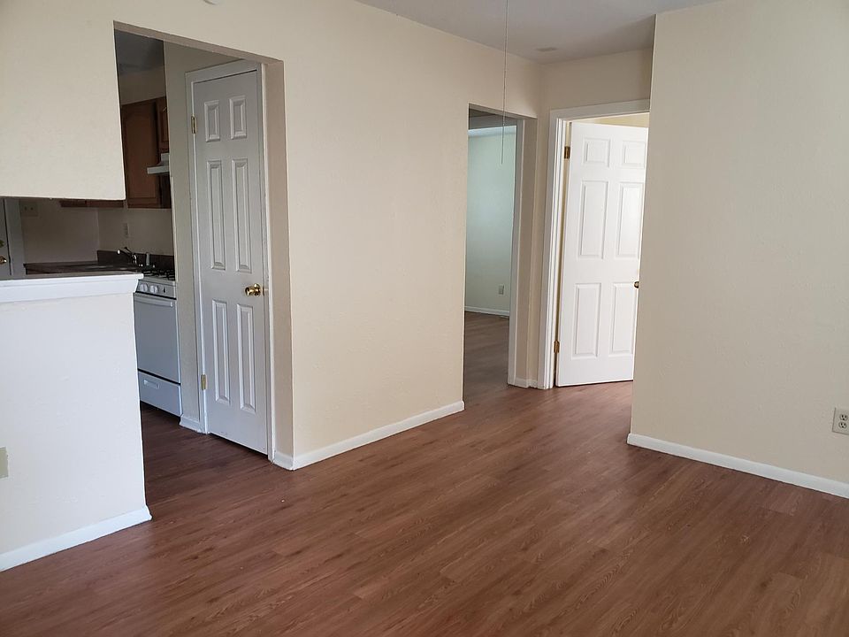 1st image of 209 Baldwin Ave