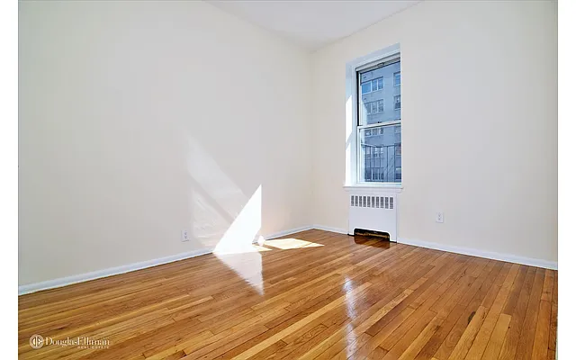 Rented by Douglas Elliman | media 22