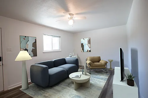 7945 Gault St #202 Photo 1