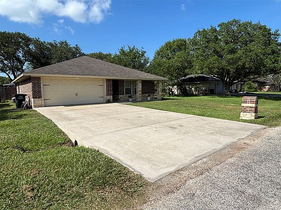 2nd image of 106 Owl Rd