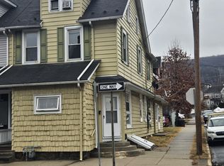 1068 Seneca St APT 3, Fountain Hill, PA 18015