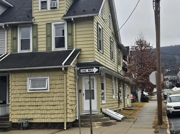 1068 Seneca St APT 3, Fountain Hill, PA 18015