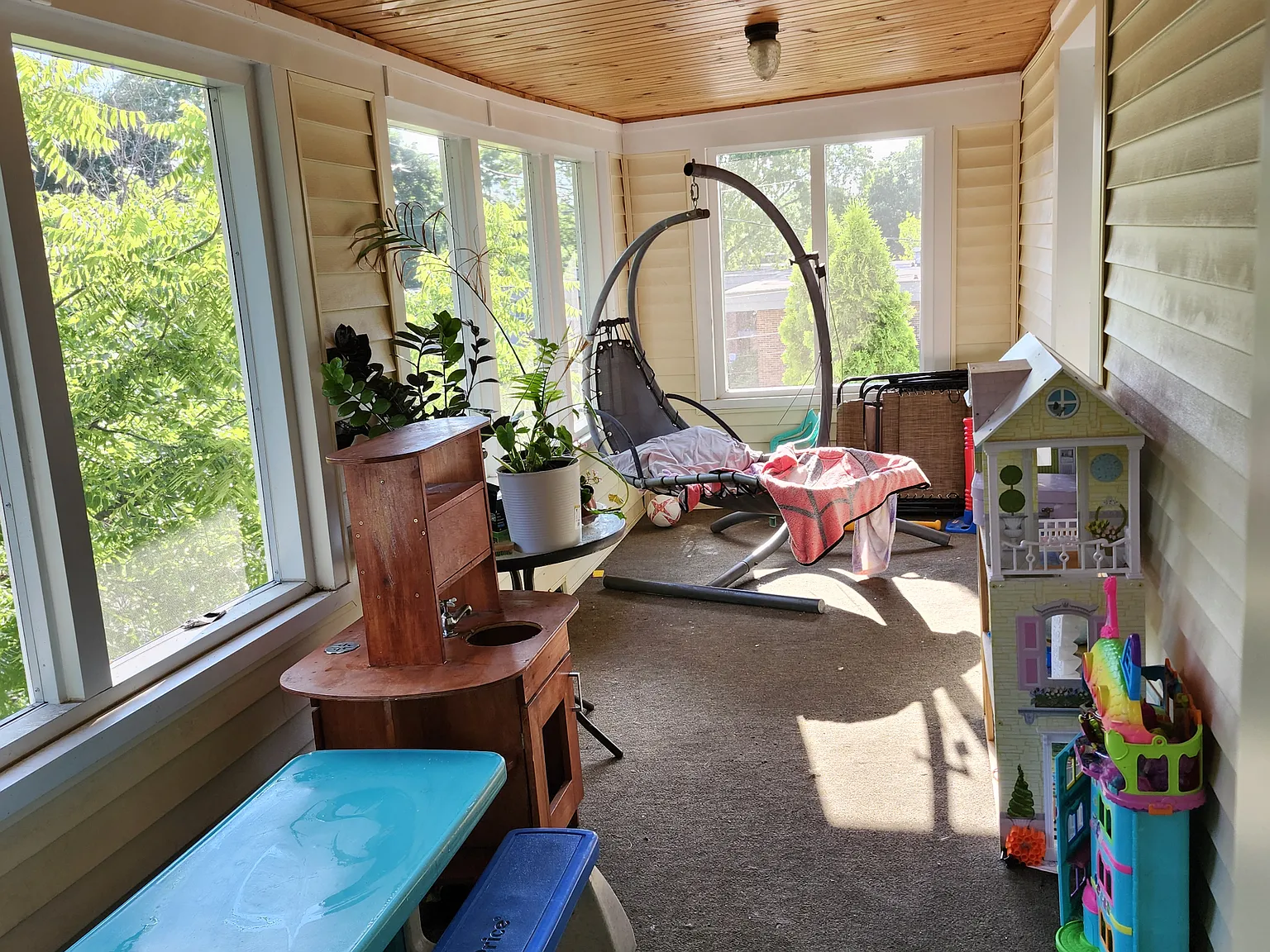 230 Milton Ave — Photo 2