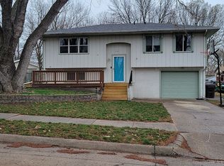 110 Concord Ave, Hickman, NE 68372