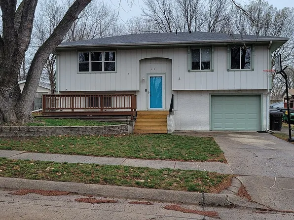110 Concord Ave, Hickman, NE 68372