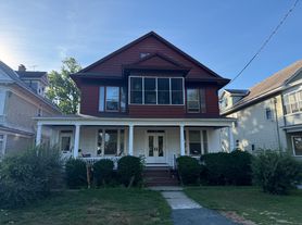 71-73-73 Manning Blvd, Albany, NY