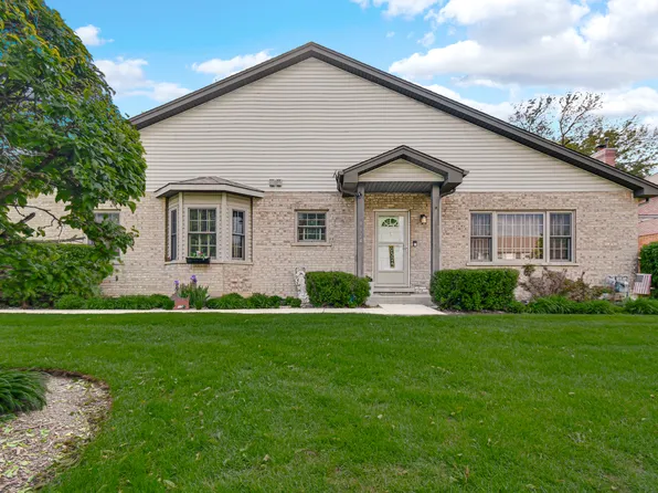 9324 S 79th Ave #9324, Hickory Hills, IL 60457