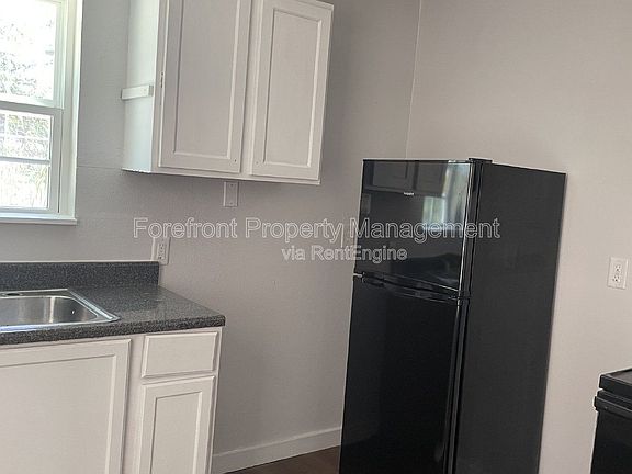 5th image of 4818 Monterey St Unit 101