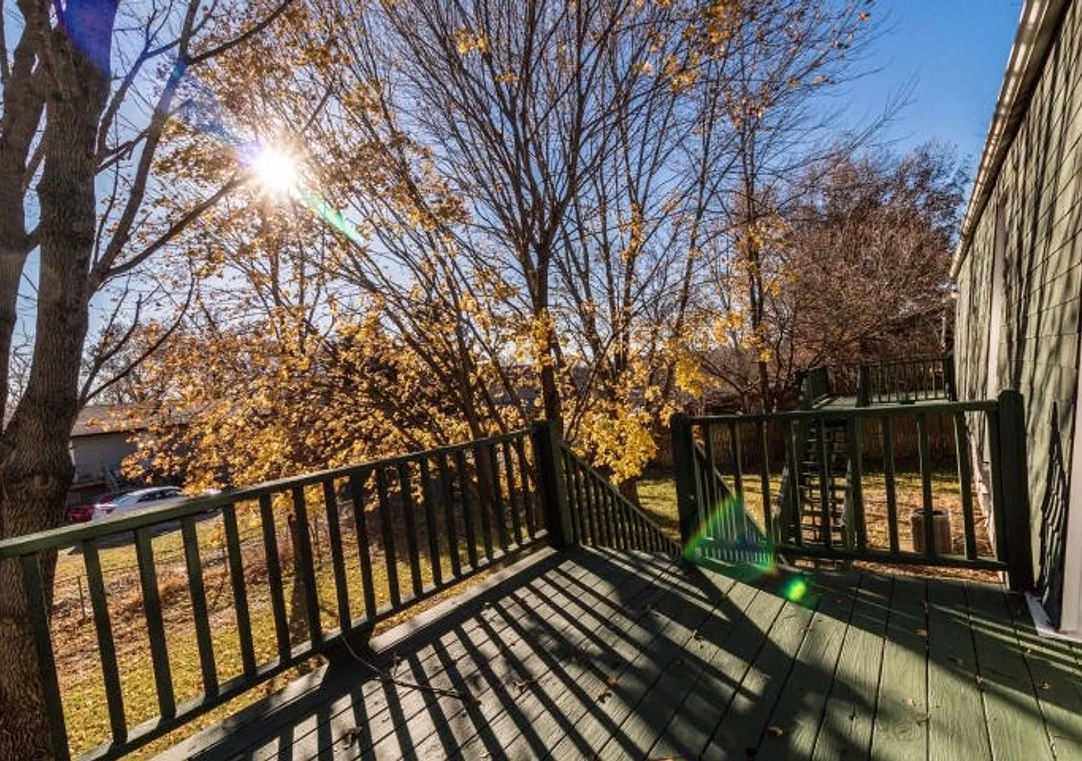 Two Level Duplex with Fenced Yard — Photo 2