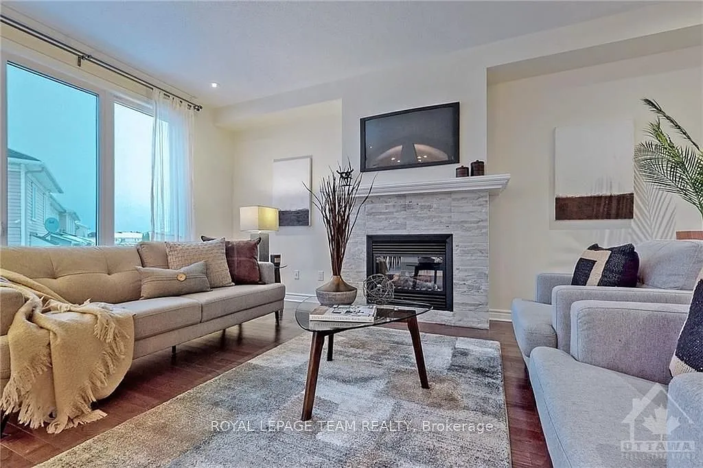 4 bed, $3,300 — Photo 4