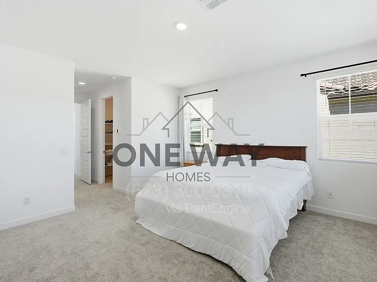 10204 E Ulysses Ave — Photo 17