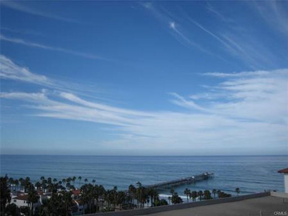 1st image of 405 Avenida Granada APT 404