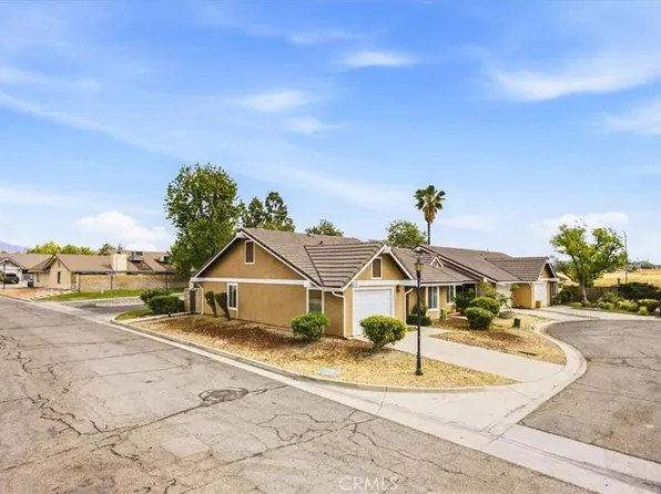 1473 Ethan Allen Cir, San Jacinto, CA 92583