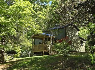 2303 W Hoover Rd, Haywood, VA 22722