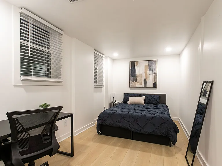 2277 Cloverdale Dr SE #8 — Photo 1