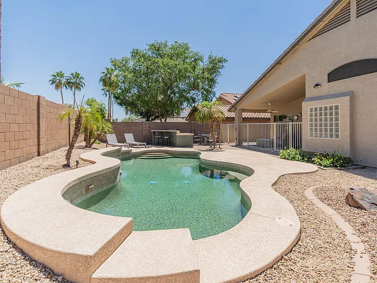 12516 W Solano Dr — Photo 42