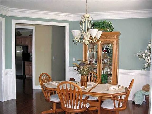 Superior Dining Room