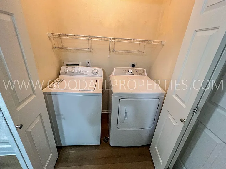 1207 NE 5th Ln #C11 — Photo 15