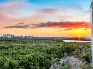 455 Cove Tower Dr APT 902, Naples, FL 34110
