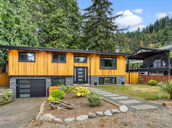 8087 Manson St, Mission, BC V2V 6P7